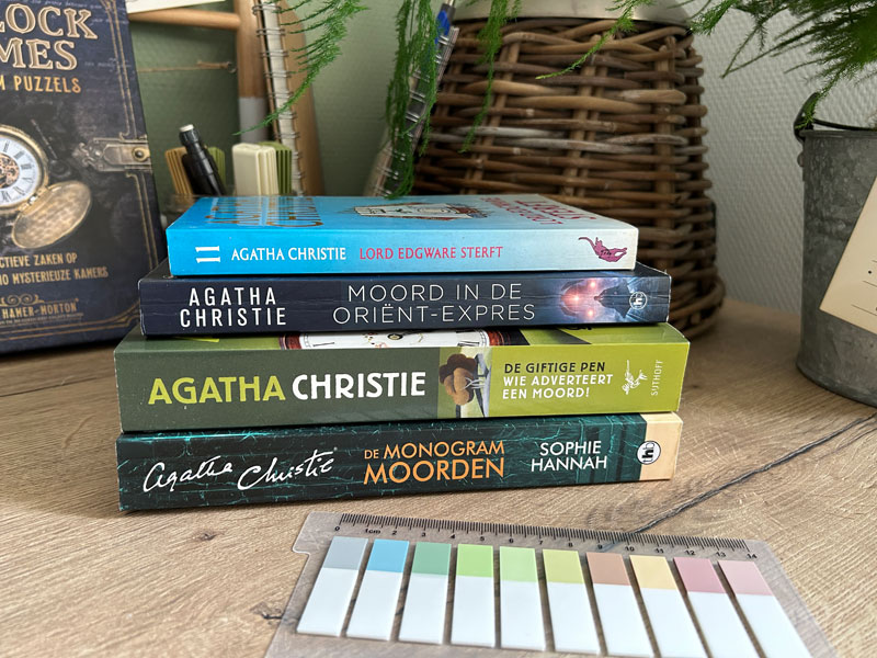 Al mijn Agatha Christie boeken!